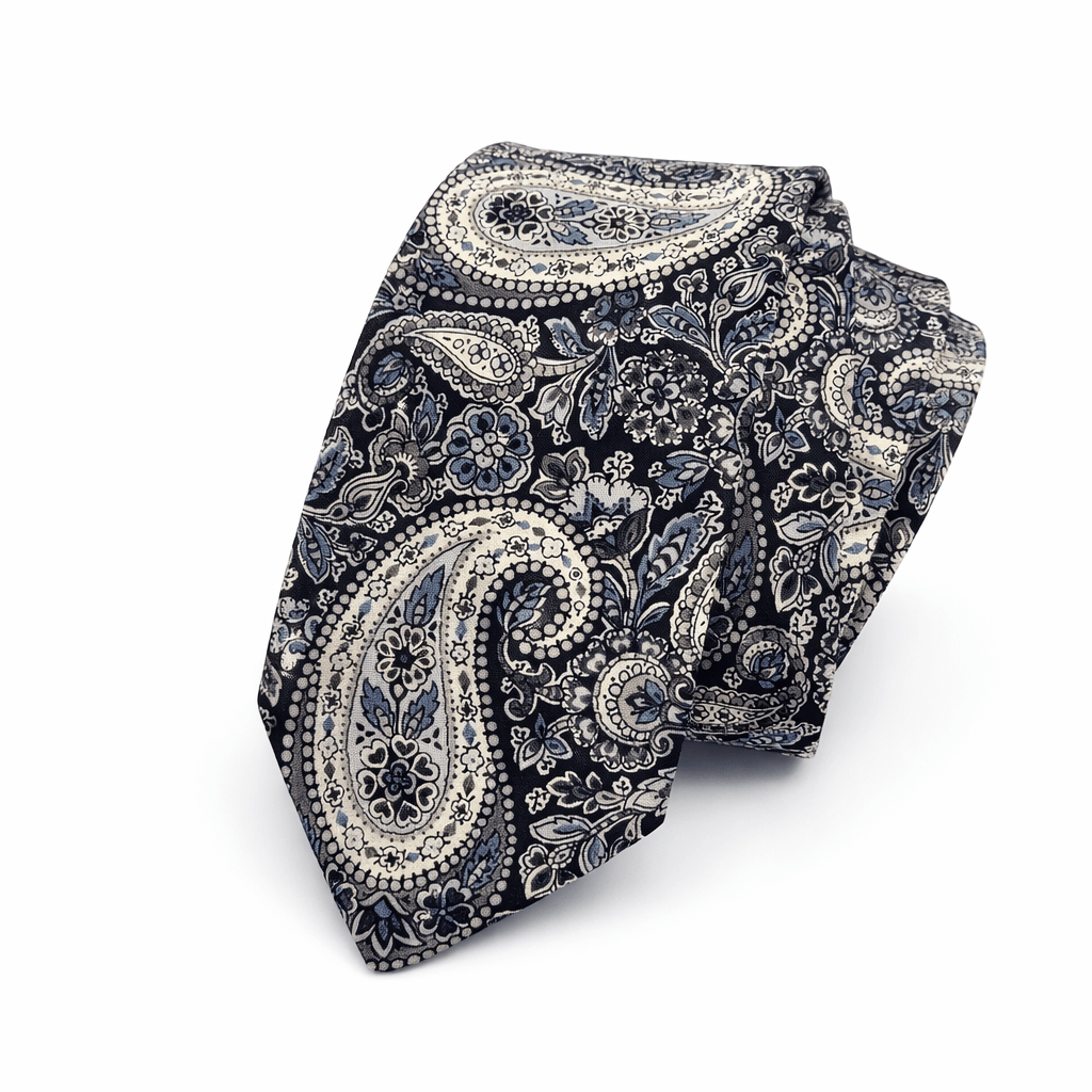 corbata paisley negra, corbata seda italiana paisley, corbata elegante hombre negra, corbata cachemira paisley negra, corbata seda premium hombre, corbata paisley elegante boda, corbata negra estampado paisley, corbata formal seda italiana, corbata paisley clásica hombre, corbata negra elegante traje, corbata paisley sofisticada, corbata masculina diseño paisley, corbata elegante para eventos, corbata premium estilo clásico English black paisley tie, paisley silk tie men, italian silk paisley tie, elegant black tie paisley pattern, premium silk men tie, classic paisley necktie, formal black paisley tie, luxury paisley silk tie, stylish men necktie paisley design, elegant paisley tie wedding, sophisticated paisley tie men, paisley pattern necktie silk, luxury black paisley tie Italiano cravatta paisley nera, cravatta seta italiana paisley, cravatta elegante uomo nera, cravatta fantasia paisley seta, cravatta uomo elegante paisley, cravatta seta premium uomo, cravatta paisley classica, cravatta nera elegante matrimonio, cravatta fantasia cachemire paisley, cravatta formale uomo seta italiana Français cravate paisley noire, cravate soie italienne paisley, cravate élégante homme noire, cravate motif paisley soie, cravate homme style paisley, cravate luxe soie italienne, cravate paisley classique, cravate noire élégante mariage, cravate motif cachemire paisley, cravate formelle homme soie premium