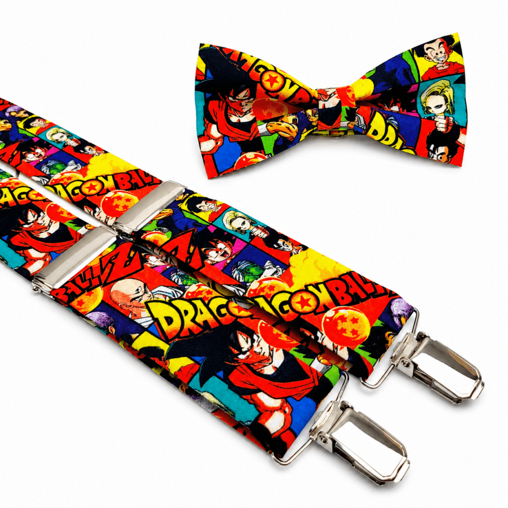 Pajarita y tirantes Dragon para hombre hechos a mano en España. Pack artesanal confeccionado en algodón premium con estampado inspirado en anime japonés, manga y aventuras épicas. Conjunto de pajarita artesanal y tirantes en forma de Y fabricados en Murcia por Pajaritas con Jota. Complementos originales para hombre ideales para bodas, eventos, convenciones manga, ferias japonesas, cosplay elegante y celebraciones especiales. Diseño multicolor con personajes de anime, colores vivos y acabado de alta calidad. Pajarita exclusiva para hombre, tirantes originales hechos a mano, moda masculina artesanal, accesorios japoneses para hombre, conjunto elegante inspirado en la cultura japonesa y el universo anime. Producto artesanal español fabricado con materiales premium. ALT SEO English Dragon bow tie and suspenders for men handmade in Spain. Premium cotton bow tie and Y-back suspenders featuring a colorful anime inspired design with vibrant manga artwork and Japanese animation style. Handmade men's accessories crafted in Murcia by Pajaritas con Jota. Perfect for weddings, cosplay events, anime conventions, comic fairs, themed parties and stylish celebrations. Exclusive men's fashion accessory combining elegance, originality and artisan craftsmanship. High quality cotton fabric, durable metal clips and comfortable fit. Unique anime bow tie and suspenders set designed for anime fans, manga lovers and men looking for distinctive handmade accessories made in Spain with premium materials and professional craftsmanship. ALT SEO Français Nœud papillon et bretelles Dragon pour homme fabriqués à la main en Espagne. Ensemble artisanal en coton premium inspiré de l'univers manga, anime japonais et culture pop japonaise. Bretelles en forme de Y avec pinces métalliques renforcées et nœud papillon élégant confectionné à la main à Murcie par Pajaritas con Jota. Accessoires originaux pour homme idéaux pour mariage, cérémonie, convention manga, événement cosplay, fête thématique et occasions spéciales. Design coloré avec personnages inspirés de l'animation japonaise. Mode masculine artisanale, fabrication espagnole de haute qualité, accessoires exclusifs pour amateurs d'anime, manga et culture japonaise. Produit élégant, confortable, durable et entièrement réalisé à la main. ALT SEO Italiano Papillon e bretelle Dragon da uomo fatti a mano in Spagna. Set artigianale realizzato in cotone premium con stampa ispirata al mondo anime, manga giapponese e cultura pop orientale. Papillon elegante e bretelle a Y con clip metalliche rinforzate, prodotti artigianalmente a Murcia da Pajaritas con Jota. Accessori uomo originali perfetti per matrimoni, eventi speciali, convention anime, fiere del fumetto, cosplay elegante e occasioni importanti. Design colorato con personaggi ispirati all'animazione giapponese, materiali di alta qualità e lavorazione artigianale spagnola. Ideale per appassionati di manga, anime e moda maschile originale. Set esclusivo, resistente, comodo e realizzato con cura artigianale per distinguersi con stile.